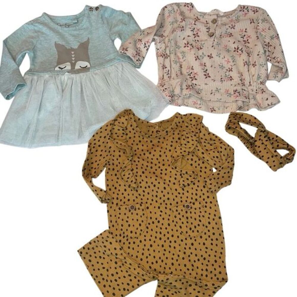 Baby girls size 3-6 months (6 months) clothing Jessica Simpson